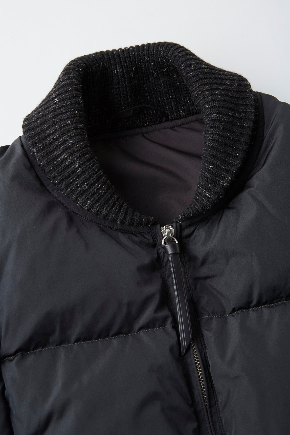 HIGH-COUNT SILK PUFF VEST - 252OJ-VT02