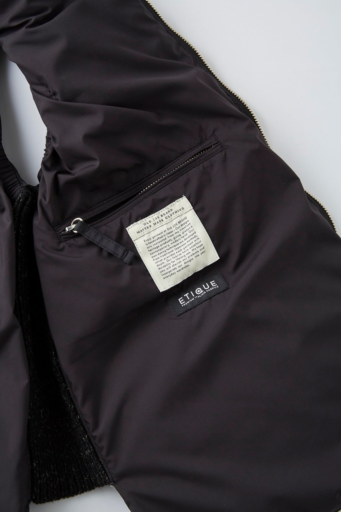 HIGH-COUNT SILK PUFF VEST - 252OJ-VT02