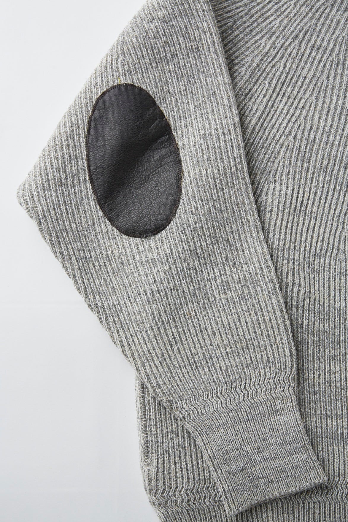 BLENDED KENPI ZIP SWEATER - 252OJ-KN02