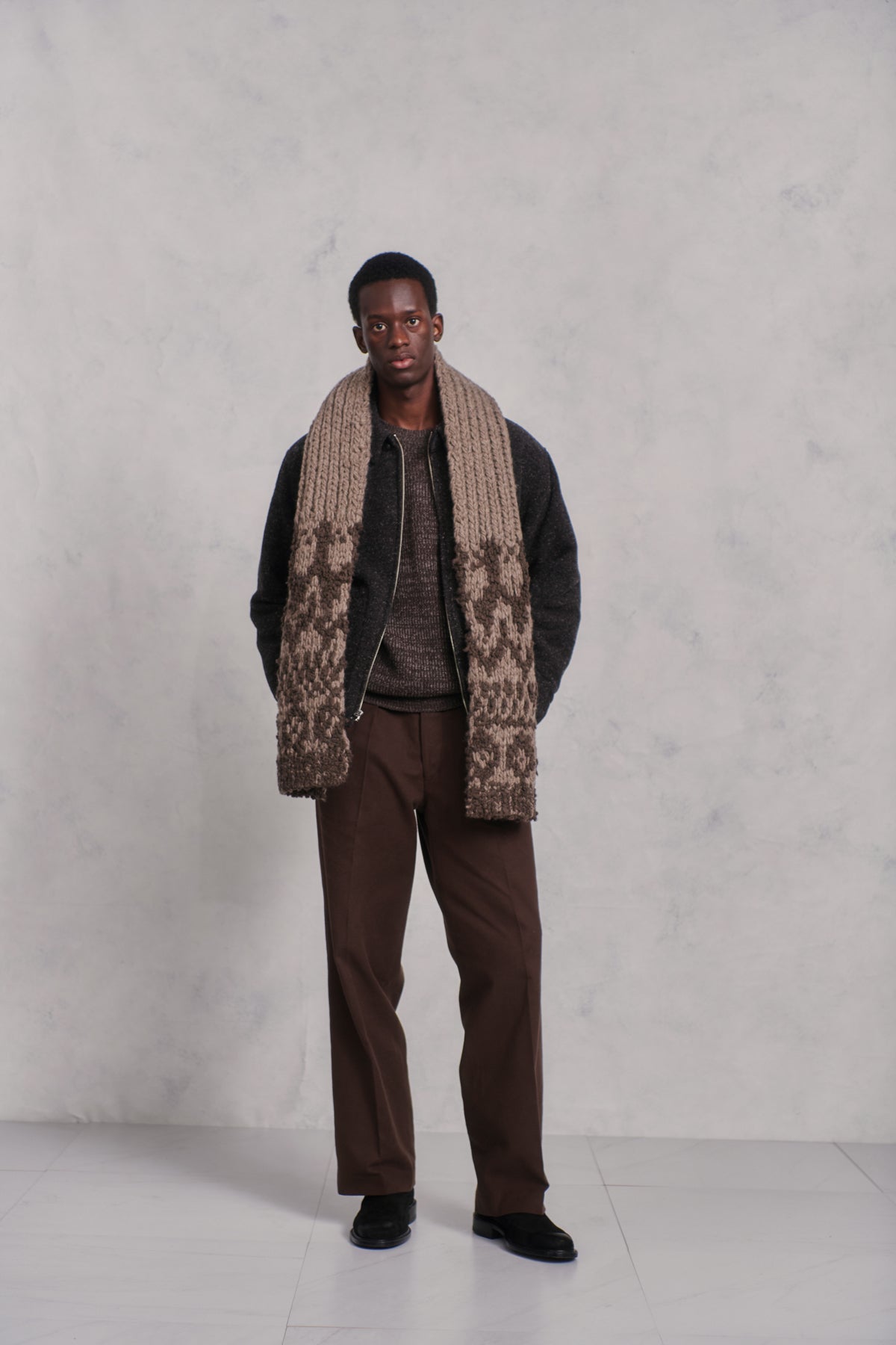 NORDIC HAND SWEATER SCARF - 252OJ-AC06