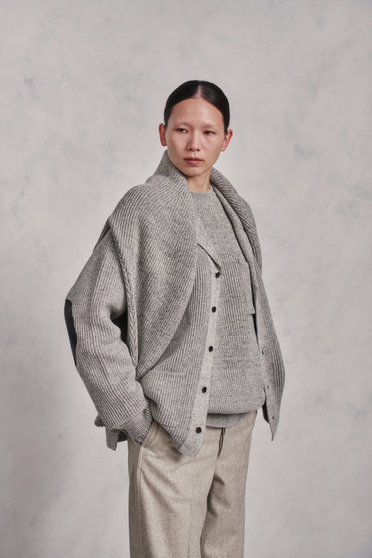 BLENDED KEMPI CREW-NECK SWEATER - 252OJ-KN01