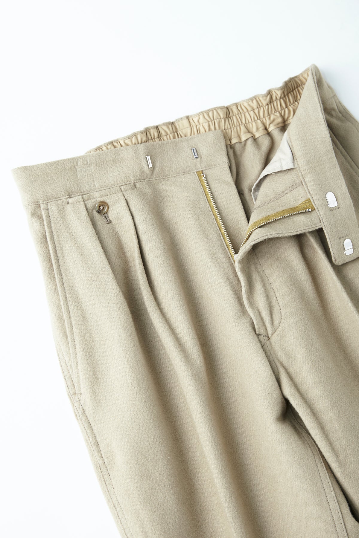 GATHERED BACK SPORTING TROUSER(COTTON) - 222OJ-PT07