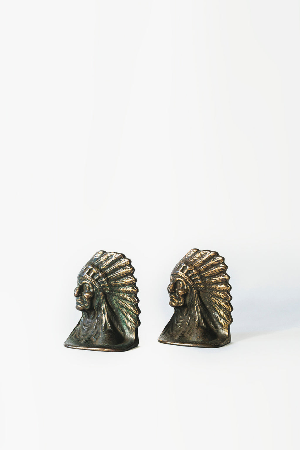 BOOK STAND "Indian Chief Head"